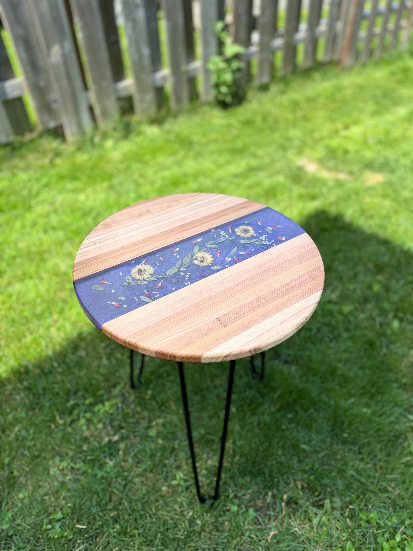 Cherry+Epoxy end table