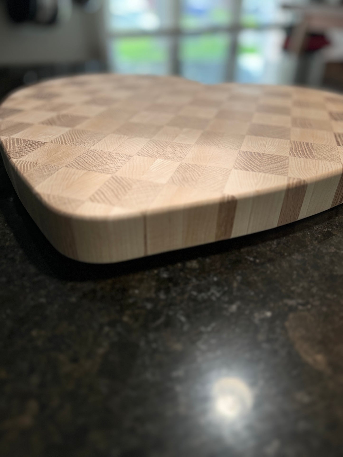 Oak+Maple "heart-shaped" end grain cutting board