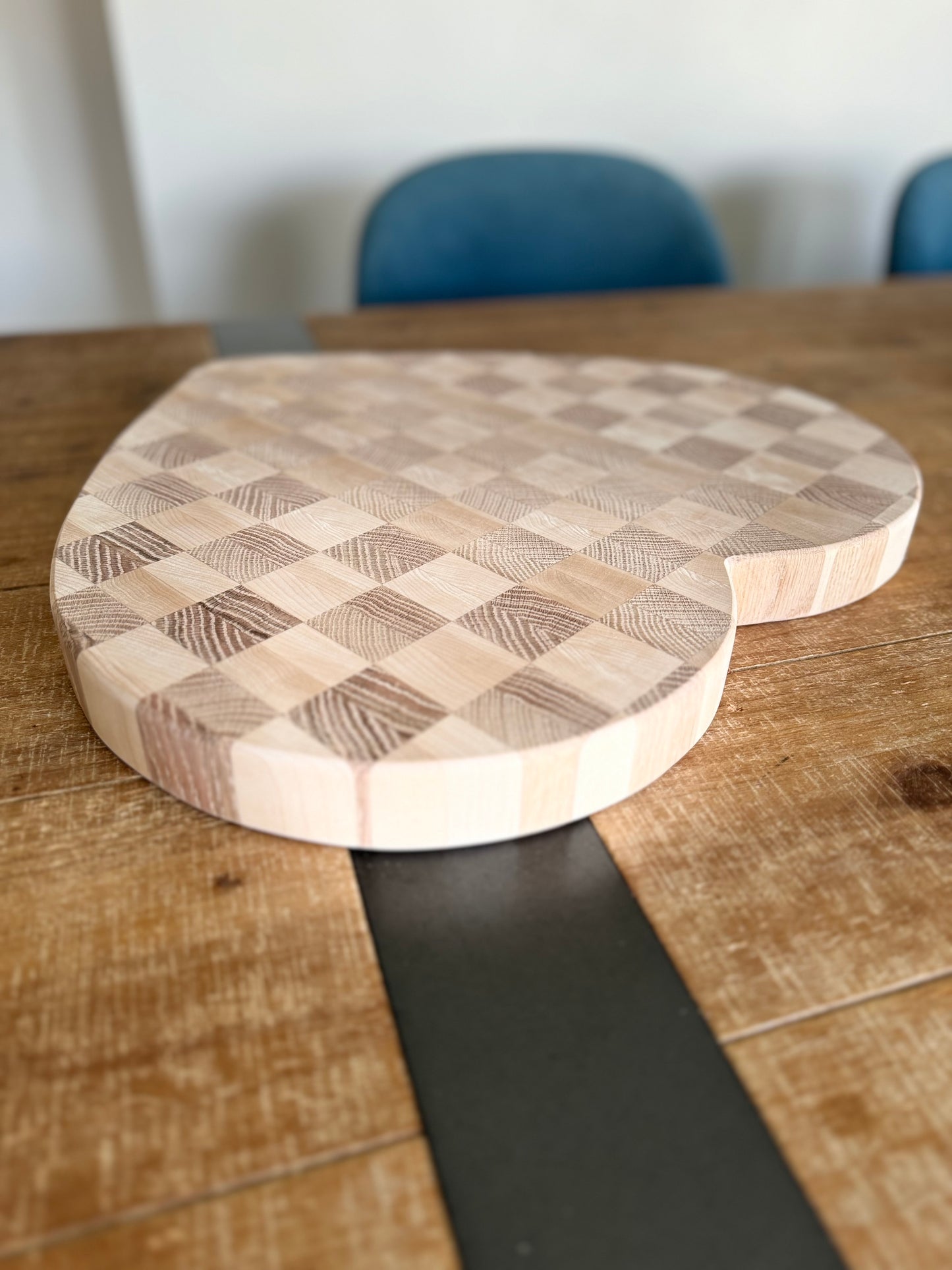 Oak+Maple "heart-shaped" end grain cutting board