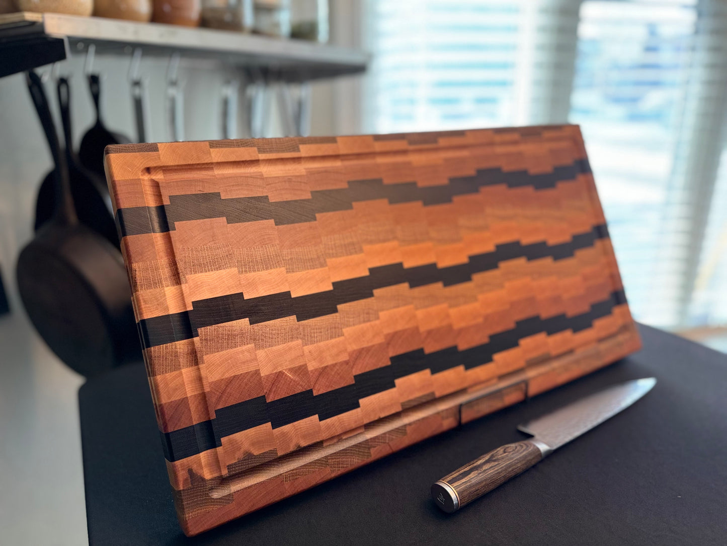 "WAVERLEY" MAPLE+WALNUT+CHERRY+WHITE OAK END GRAIN CUTTING BOARD