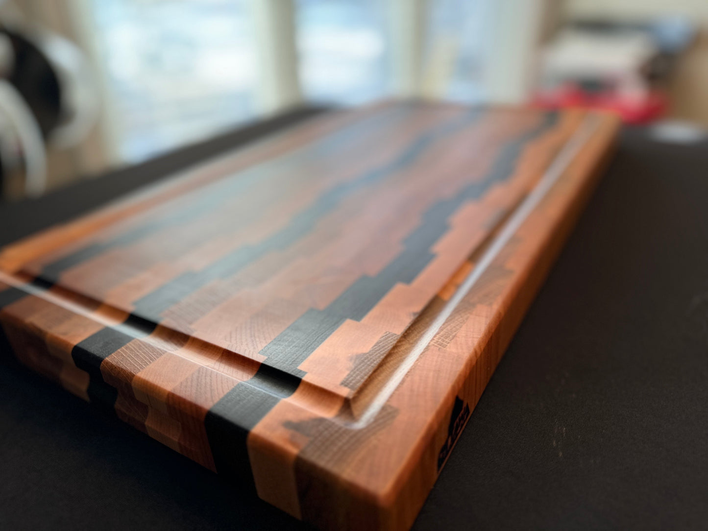 "WAVERLEY" MAPLE+WALNUT+CHERRY+WHITE OAK END GRAIN CUTTING BOARD