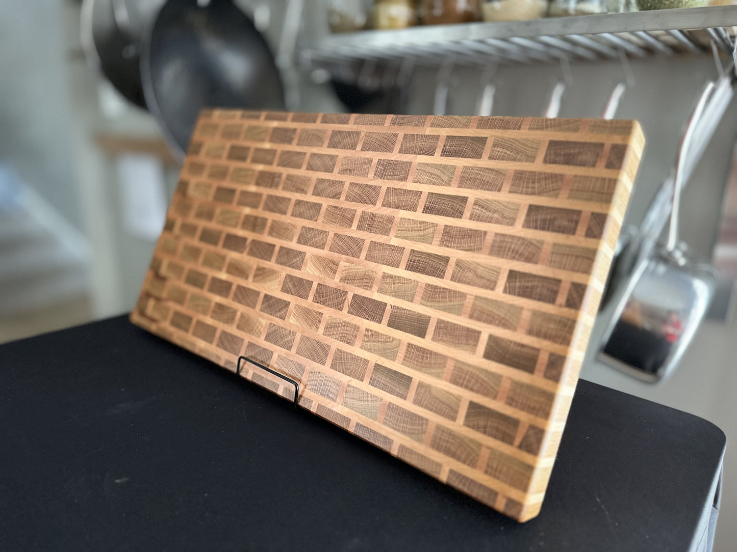 "KILARNEY" WHITE OAK+MAPLE END GRAIN CUTTING BOARD